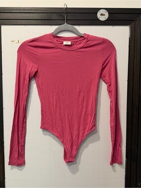 Aritzia Wilfred Pink Long Sleeve Bodysuit